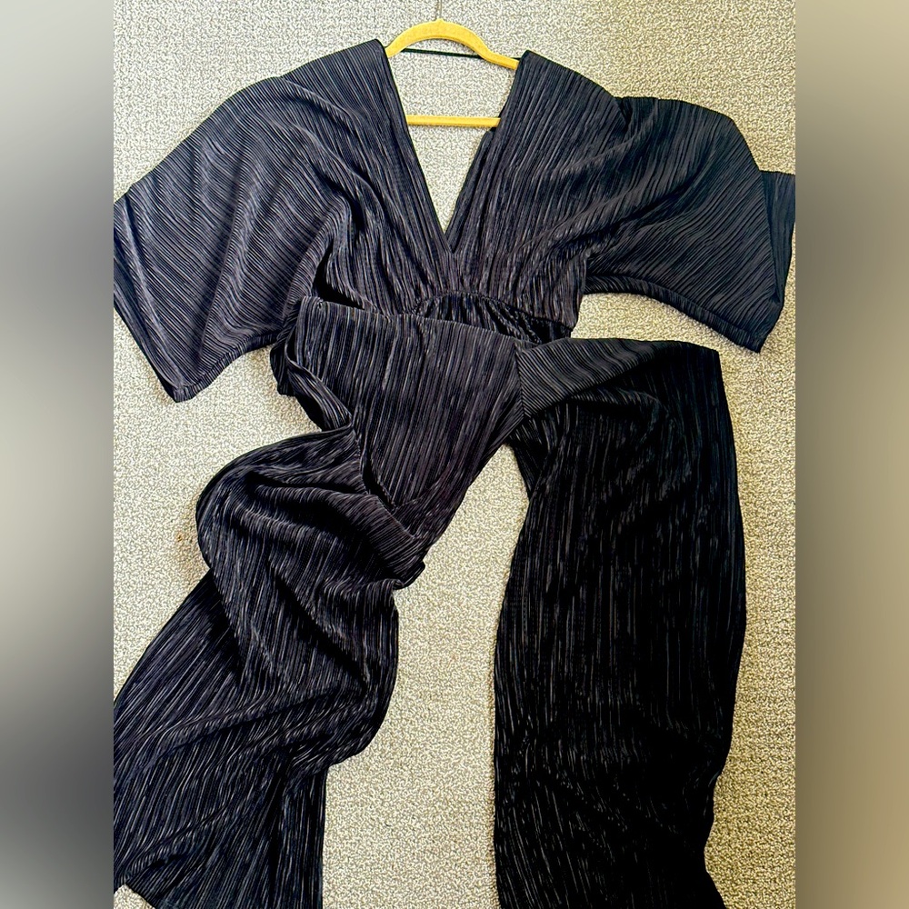 Beautiful One Piece Set!